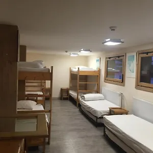 https://fleur-des-neiges.hotels-rhonealpes.com